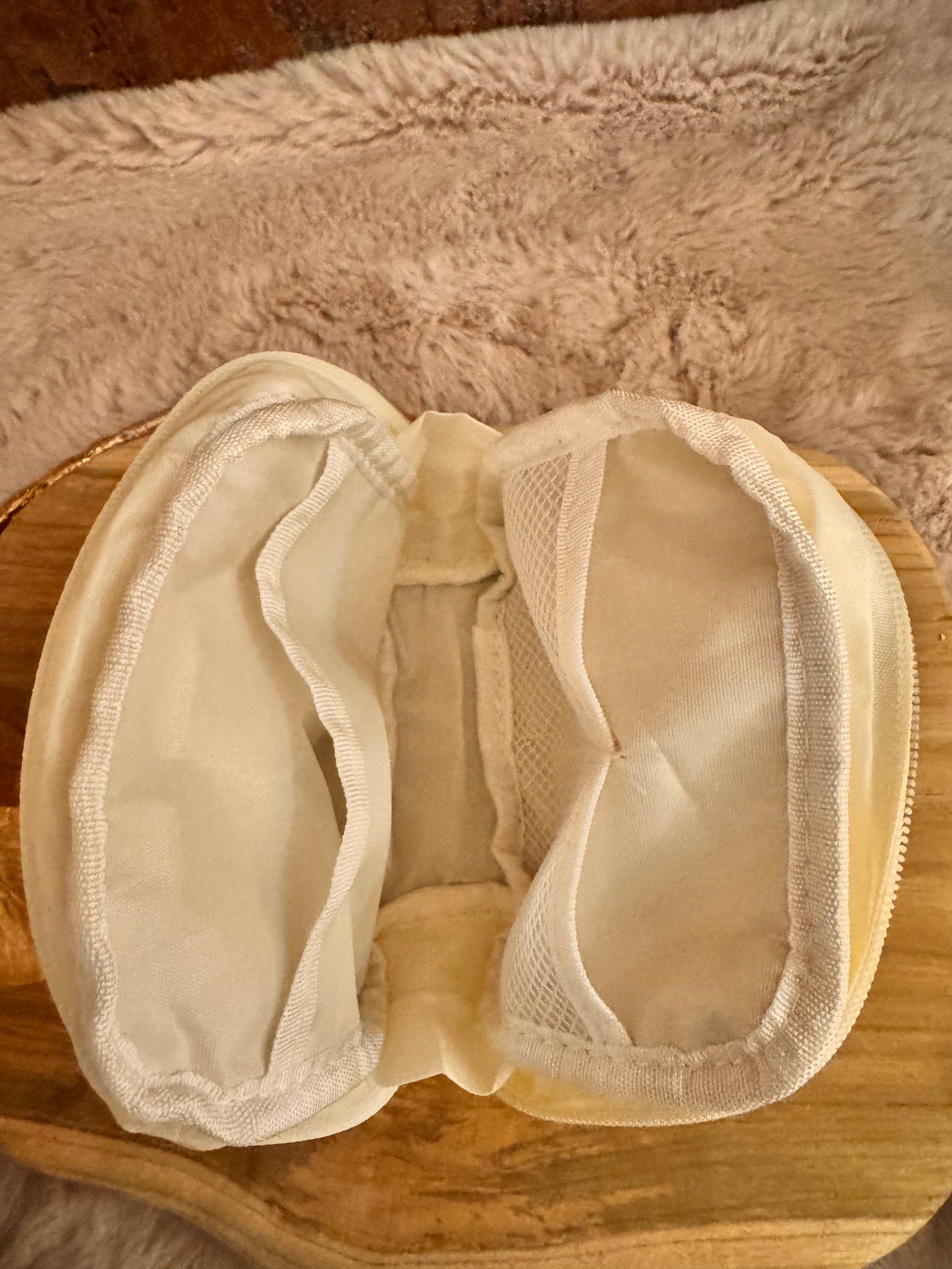 Kosmetiktasche aus Cord klein